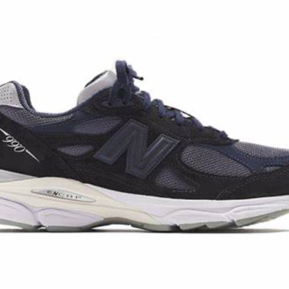 New Balance 990 V3